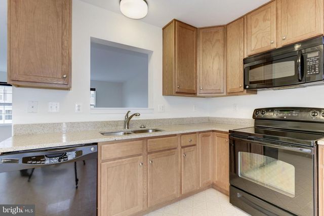 119 MONTICELLO SQ, Winchester, VA 22602