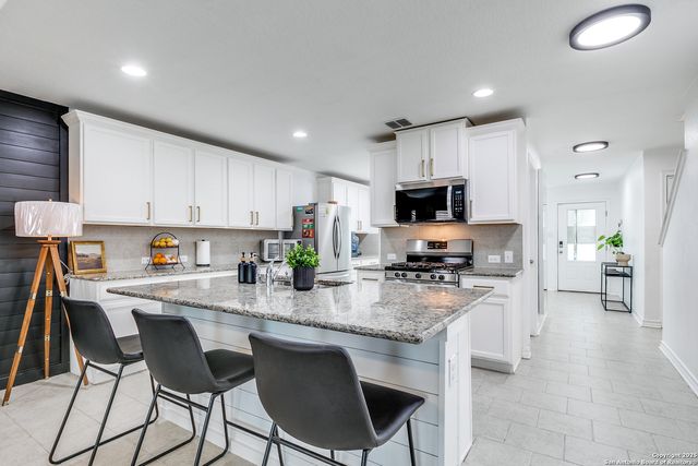 13415 Drop Seed, San Antonio, TX 78254
