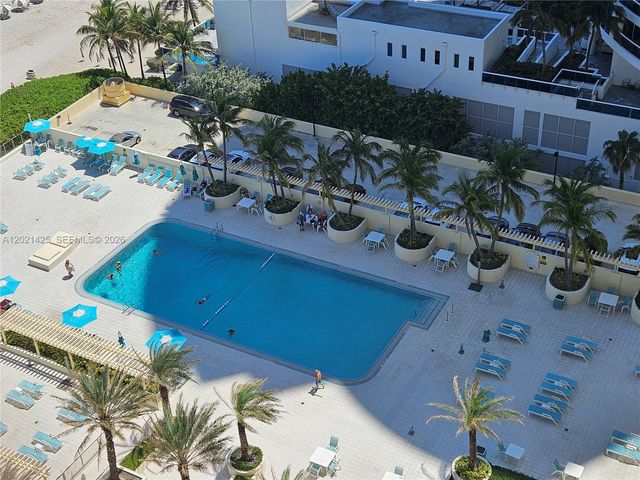 2501 S Ocean Dr PH17, Hollywood, FL 33019