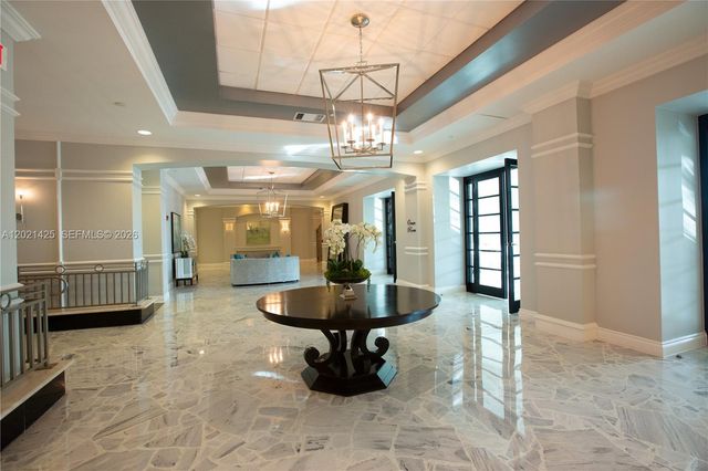 2501 S Ocean Dr PH17, Hollywood, FL 33019