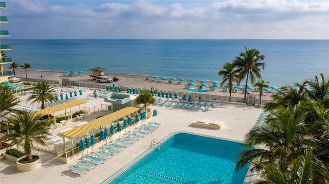 2501 S Ocean Dr PH17, Hollywood, FL 33019