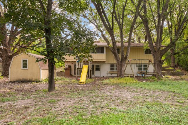 13631 Oakwood Curve, Burnsville, MN 55337