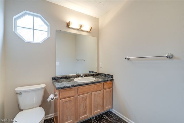 4046 Lindbergh Avenue NW, Canton, OH 44718