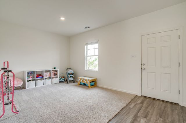 8300 Stovepipe Drive, Fort Worth, TX 76179