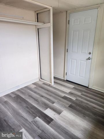 127 CONNECTOR RD, Martinsburg, WV 25405