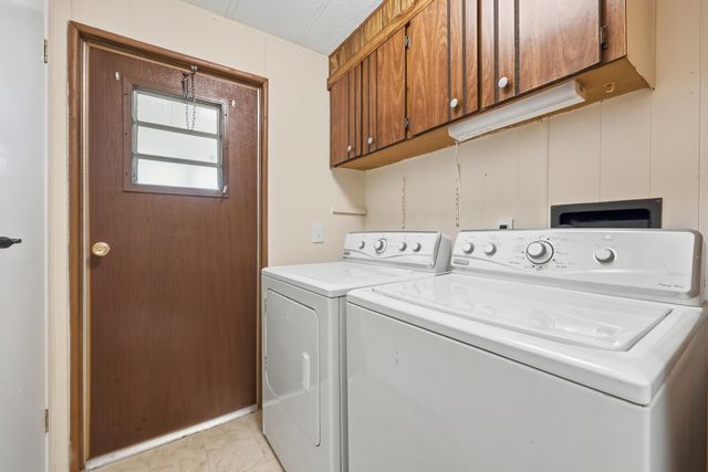 93 Burr Circle, Murrells Inlet, SC 29576