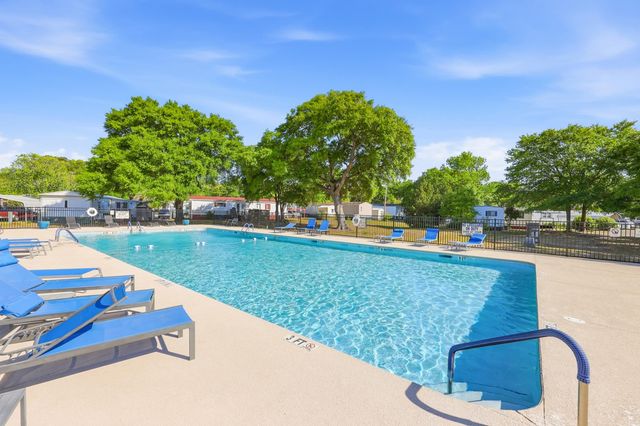 93 Burr Circle, Murrells Inlet, SC 29576