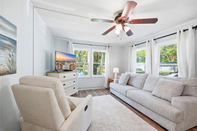 93 Burr Circle, Murrells Inlet, SC 29576