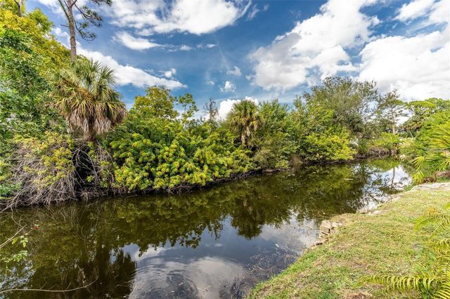 15430 OLIVE CIRCLE, Punta Gorda, FL 33955