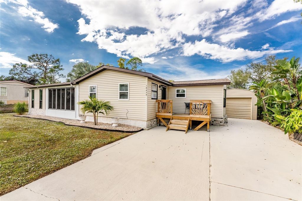 15430 OLIVE CIRCLE, Punta Gorda, FL 33955