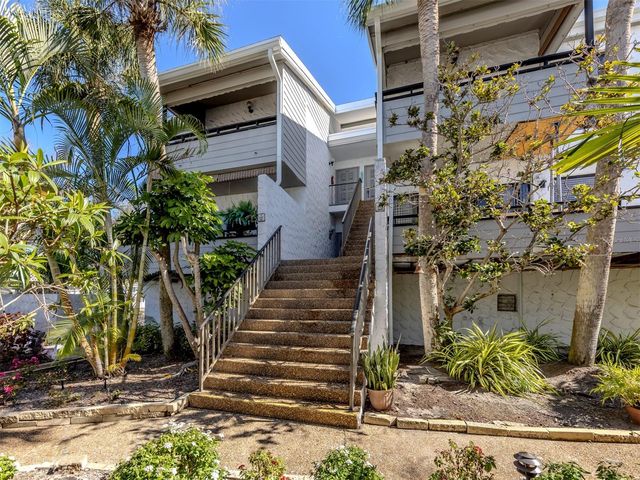 1555 TARPON CENTER DRIVE 247, Venice, FL 34285