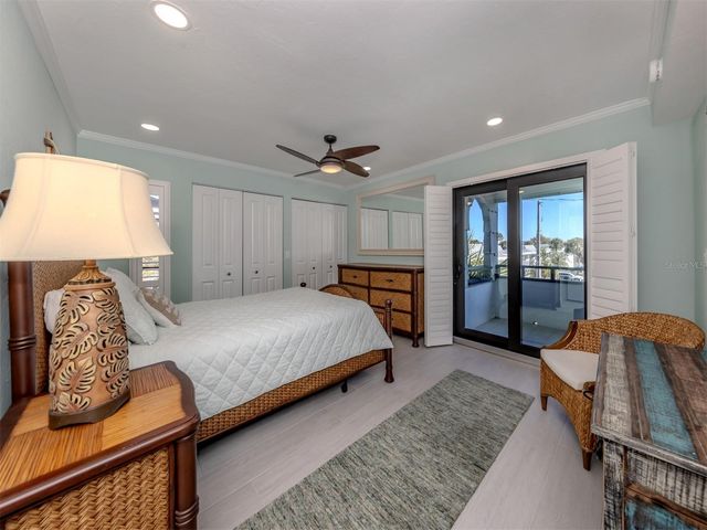 1555 TARPON CENTER DRIVE 247, Venice, FL 34285