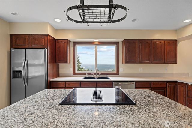 4955 Green Mountain Road, Kalama, WA 98625