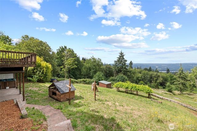 4955 Green Mountain Road, Kalama, WA 98625