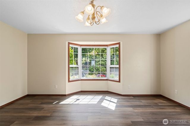 4955 Green Mountain Road, Kalama, WA 98625
