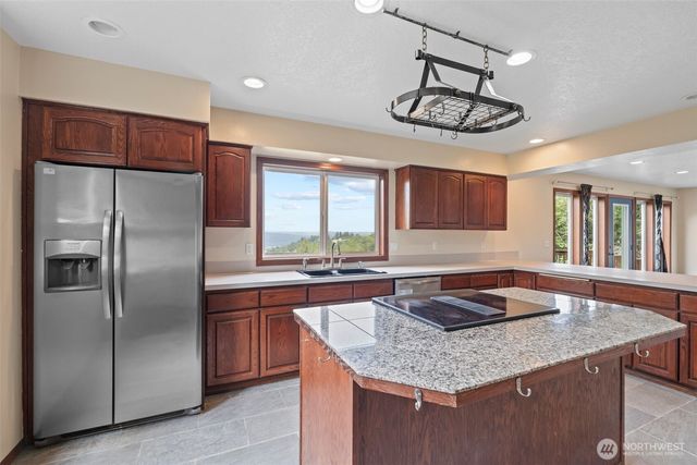 4955 Green Mountain Road, Kalama, WA 98625