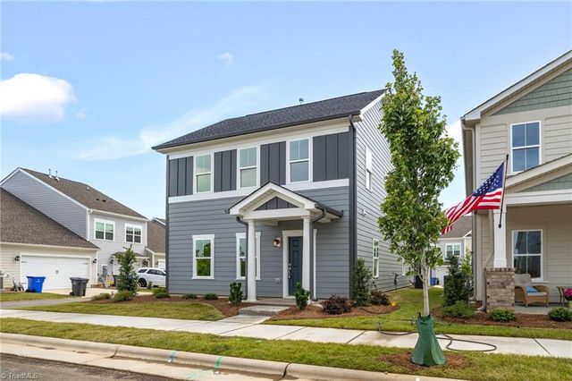 1647 Cross Village Avenue, Kernersville, NC 27284