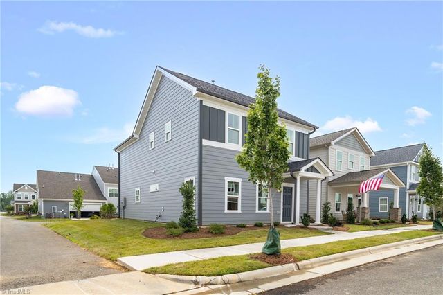1647 Cross Village Avenue, Kernersville, NC 27284