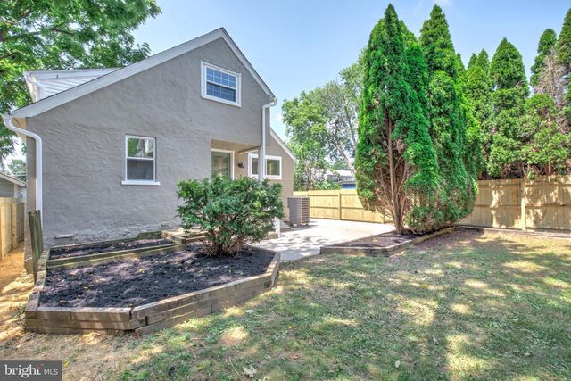 67 CENTRAL AVE, Berwyn, PA 19312