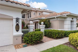 3950 Deer Crossing CT 204, Naples, FL 34114