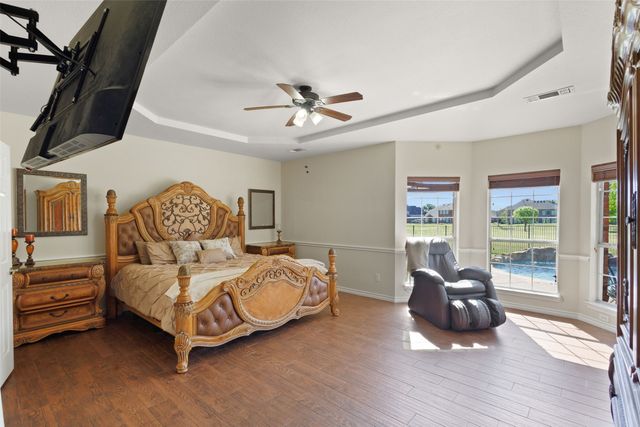 10414 Broadmoor Lane, Rowlett, TX 75089