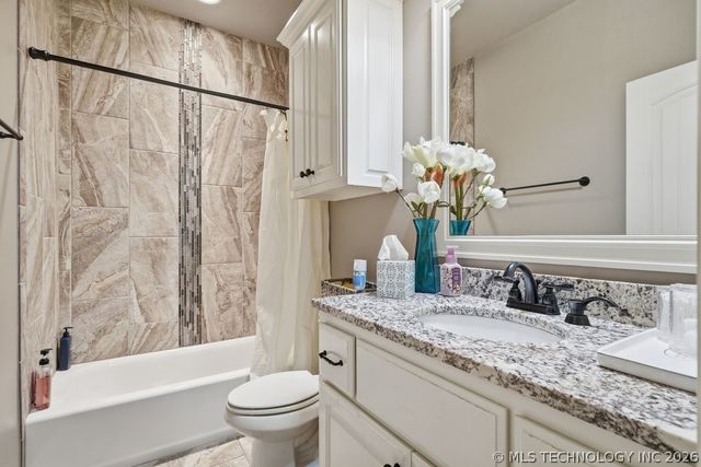 5303 E 122nd Street S, Bixby, OK 74008