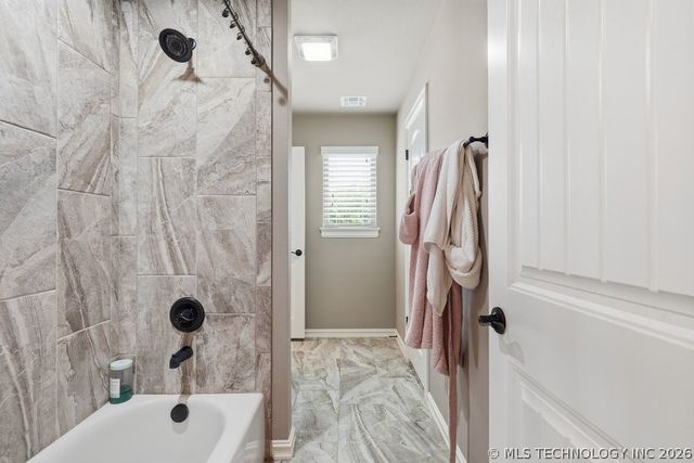 5303 E 122nd Street S, Bixby, OK 74008
