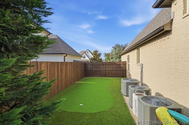 5303 E 122nd Street S, Bixby, OK 74008