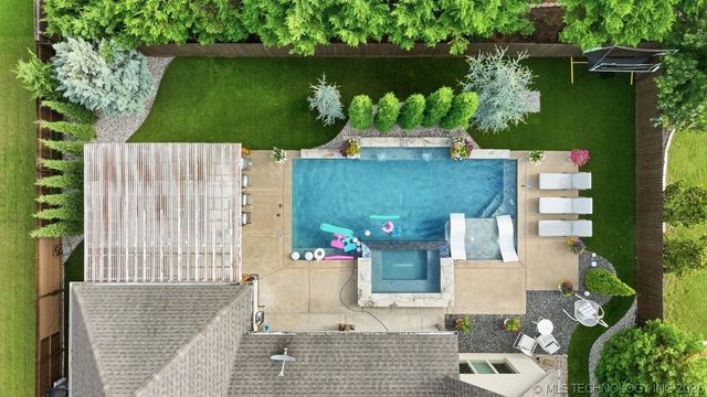 5303 E 122nd Street S, Bixby, OK 74008