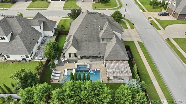5303 E 122nd Street S, Bixby, OK 74008