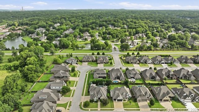 5303 E 122nd Street S, Bixby, OK 74008