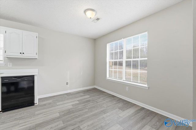 566 Henry Taylor Road, New Market, AL 35761