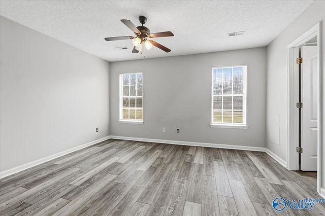 566 Henry Taylor Road, New Market, AL 35761