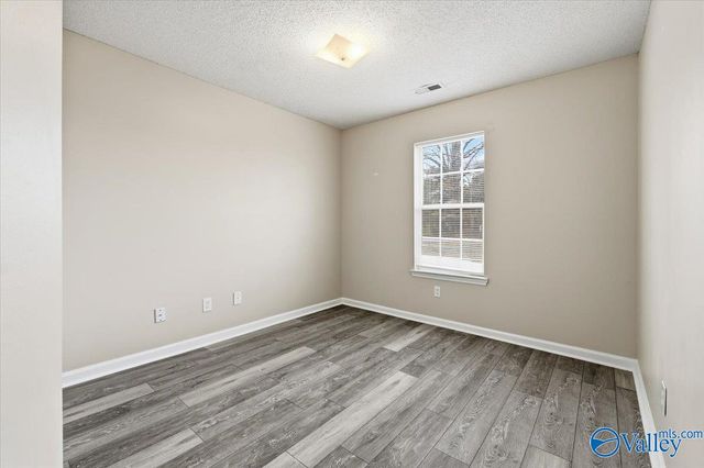 566 Henry Taylor Road, New Market, AL 35761