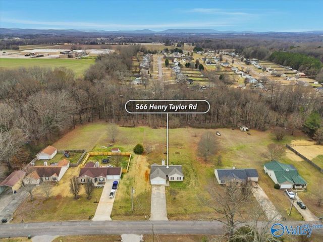 566 Henry Taylor Road, New Market, AL 35761