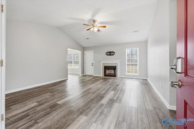 566 Henry Taylor Road, New Market, AL 35761