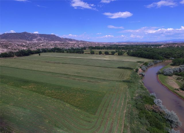 Rancho de Abiquiu Estates, Abiquiu, NM 87510