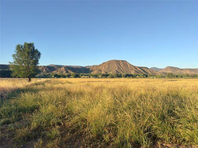 Rancho de Abiquiu Estates, Abiquiu, NM 87510