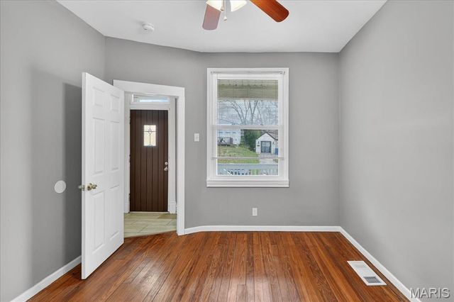 7790 Folk Avenue, Maplewood, MO 63143