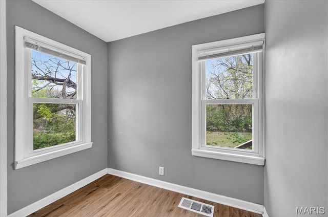 7790 Folk Avenue, Maplewood, MO 63143