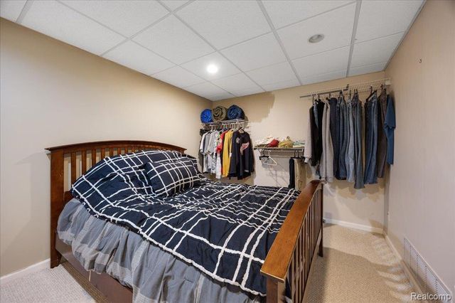 8790 Oakside Avenue, Commerce Charter Township, MI 48382