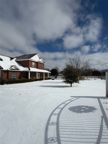 103 Tusk Court, Weatherford, TX 76085