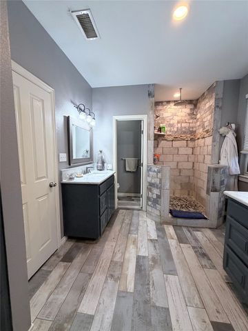 103 Tusk Court, Weatherford, TX 76085