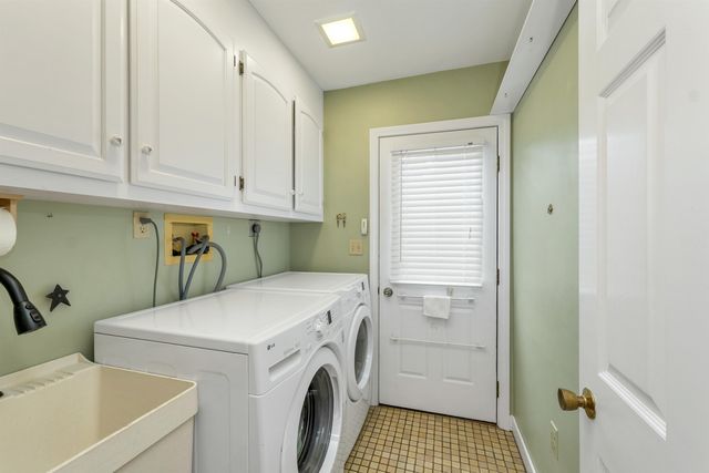 10 Old Mill Drive, Wolfeboro, NH 03894