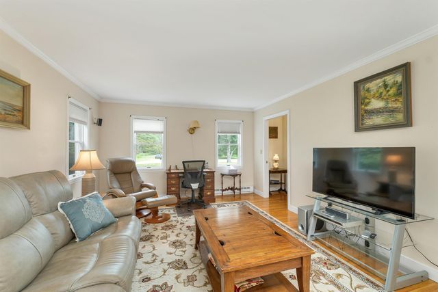 10 Old Mill Drive, Wolfeboro, NH 03894