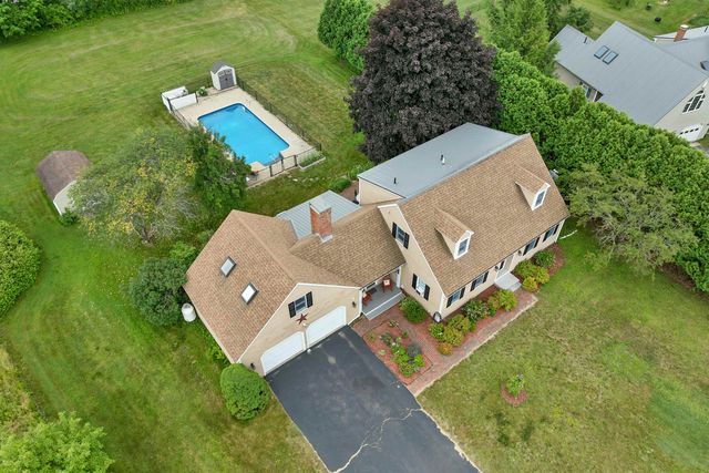 10 Old Mill Drive, Wolfeboro, NH 03894