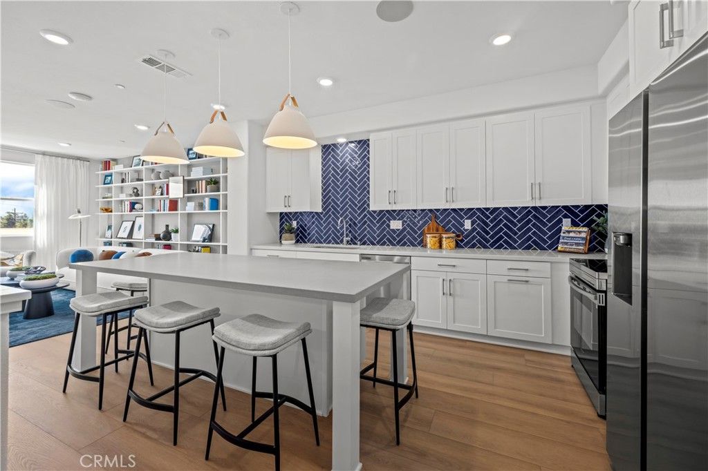 Image 3 of property listing at 230 Stillwater Lane, Claremont, CA 91711