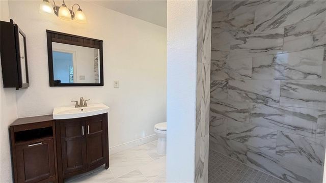 406 DUNEDIN AVENUE, Temple Terrace, FL 33617