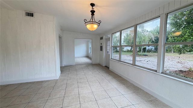 406 DUNEDIN AVENUE, Temple Terrace, FL 33617