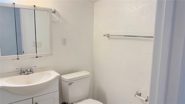 406 DUNEDIN AVENUE, Temple Terrace, FL 33617